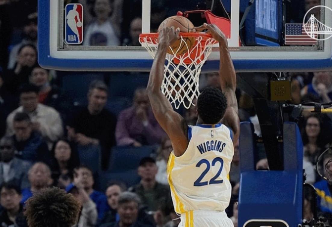NBA：勇士三巨头狂轰86分，库里37+8+8三分助力终结连败，恩比德伤退失误多