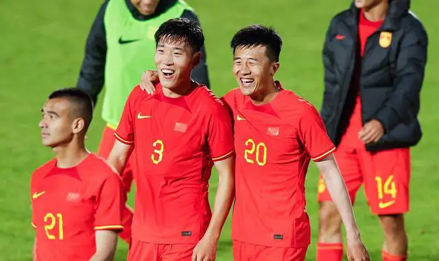 国足世预赛关键战 梁诺恒预测中国战胜泰国